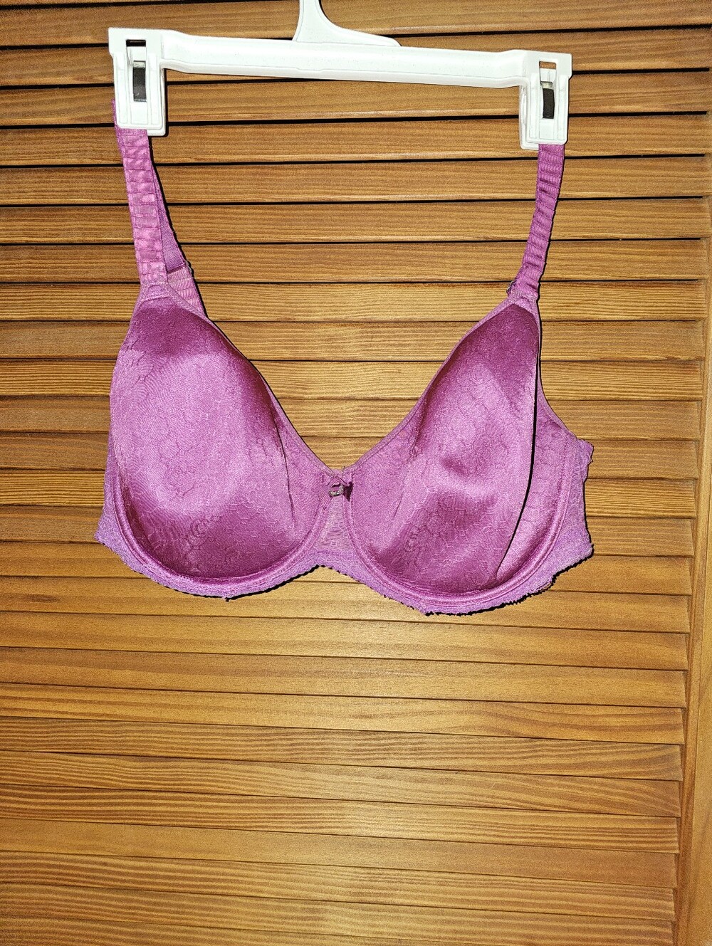 Women's Pink Underwire Bra - Supportive Everyday Comfort